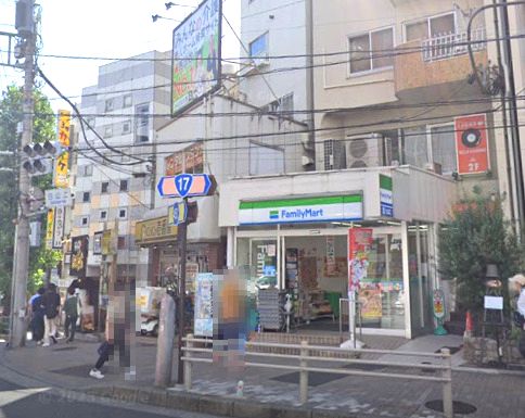 ファミリーマート 白山五丁目店の画像