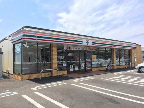 セブンイレブン高崎上小塙町店の画像