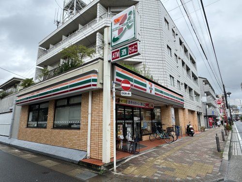 セブンイレブン 市川南1丁目店の画像