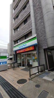 ファミリーマート 池田駅南店の画像