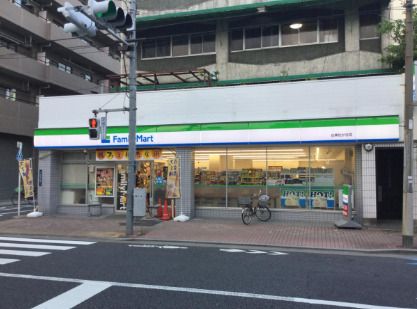 ファミリーマート 台東松が谷店の画像