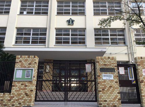 長吉東小学校の画像