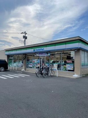 ファミリーマート 練馬富士見台店の画像