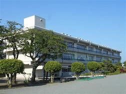 前橋市立粕川中学校の画像