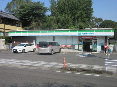 ファミリーマート本城いそいち店の画像