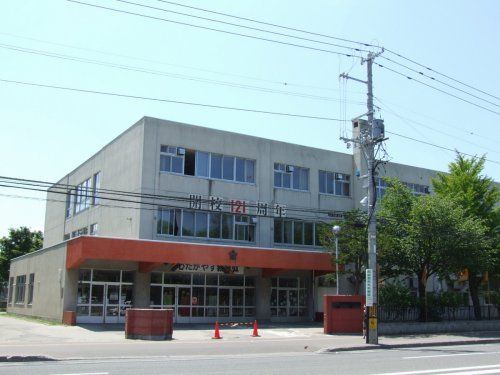 札幌市立新琴似小学校の画像