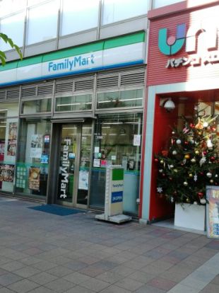 ファミリーマート よろづやペアナード店の画像