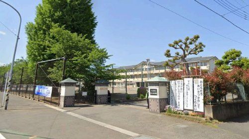 間々田小学校の画像