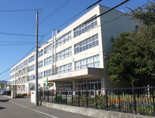 札幌市立東光小学校の画像