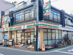 セブンイレブン 北区滝野川3丁目店の画像