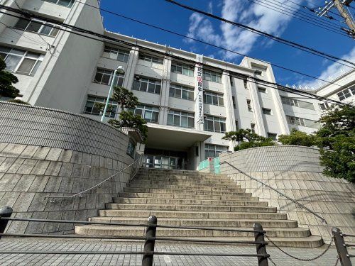 大阪市立真田山小学校の画像