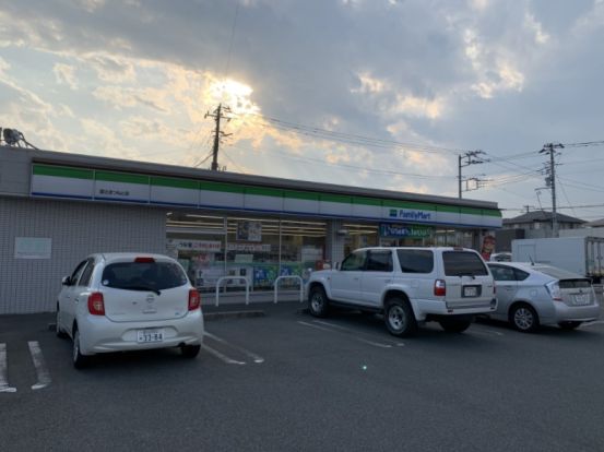 ファミリーマート富士まつもと店の画像