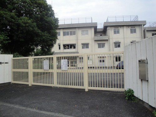 仲田小学校の画像