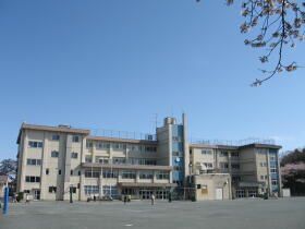 羽村市立小作台小学校の画像