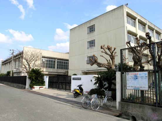 曙川南中学校の画像