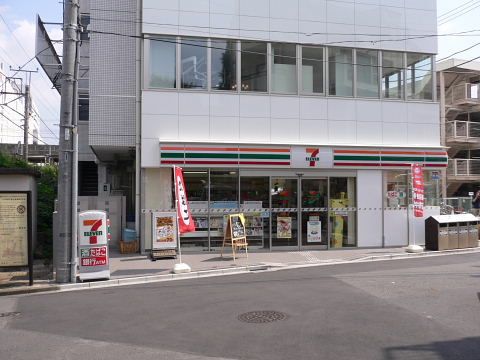 セブン-イレブン町田駅西店の画像