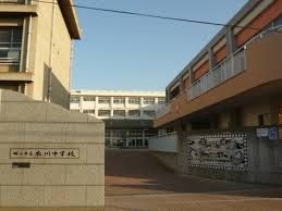 明石市立衣川中学校の画像