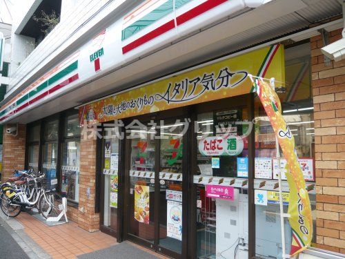 セブンイレブン 横浜南太田駅前店の画像