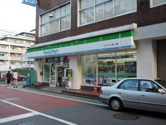 ファミリーマート　テイスティ溝の口店の画像