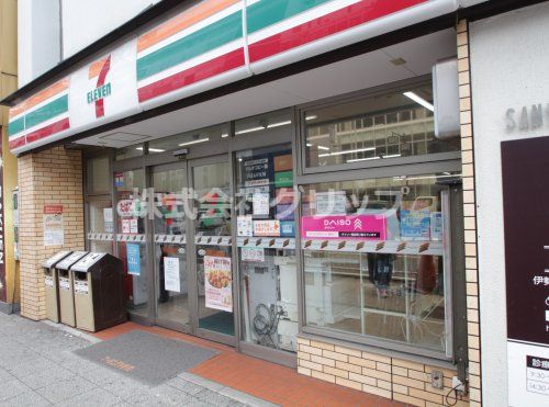 セブンイレブン 横浜長者町清正公通り店の画像