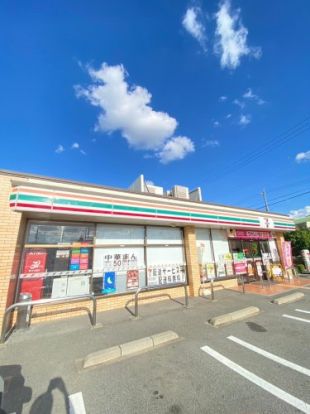 セブンイレブン 宝塚高司2丁目店の画像