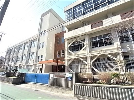 神戸市立本山南小学校の画像