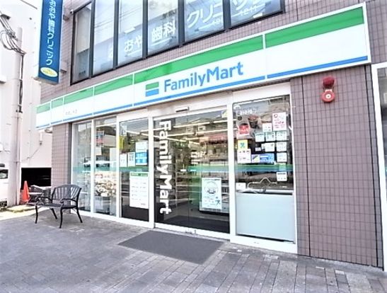 ファミリーマート 甲南山手店の画像