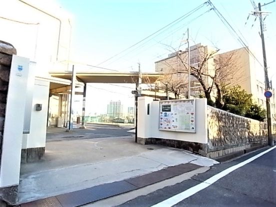 神戸市立住吉中学校の画像