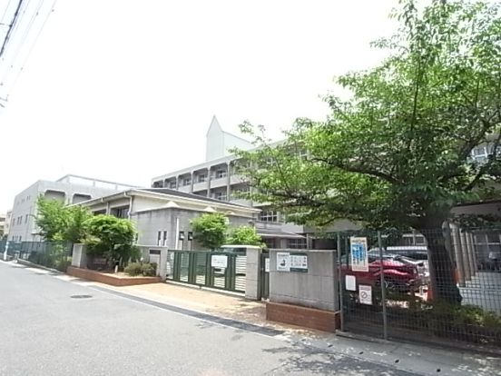 神戸市立鷹匠中学校の画像