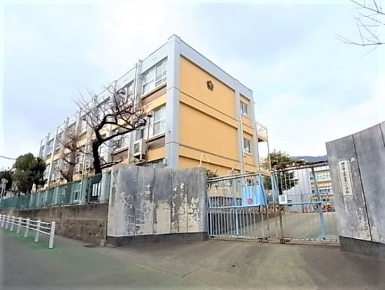 神戸市立本山第一小学校の画像