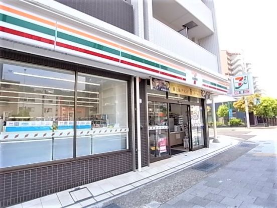 セブンイレブン 神戸赤鳥居前店の画像