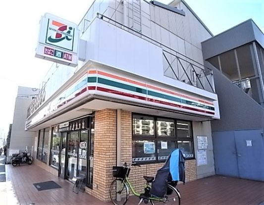 セブンイレブン 神戸本山中町4丁目店の画像