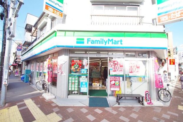 ファミリーマート 常盤台二丁目店の画像