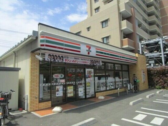 セブンイレブン 板橋三園1丁目店の画像