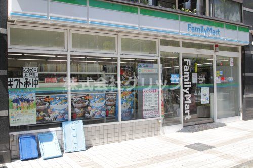 ファミリーマート 横浜弥生町店の画像