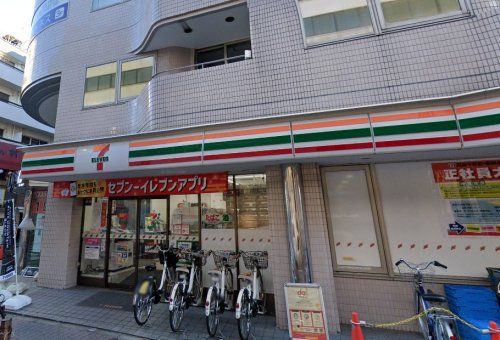 セブンイレブン 高島平駅前店の画像