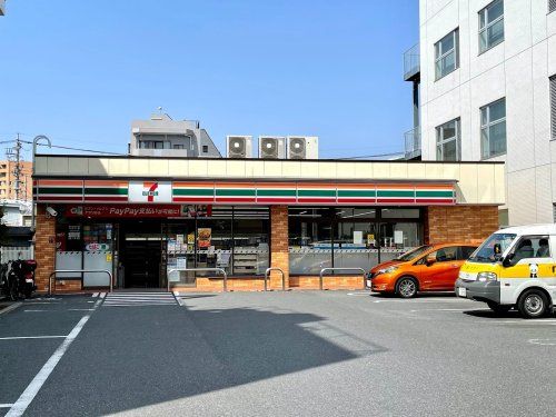 セブンイレブン 板橋小豆沢1丁目店の画像