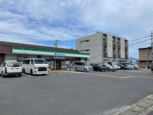 ファミリーマート 梅津段町店の画像