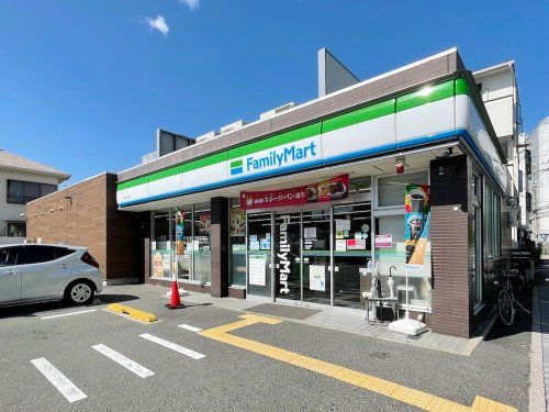 ファミリーマート 灘大内店の画像