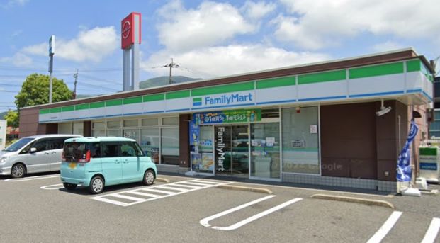 ファミリーマート 小倉田原新町店の画像