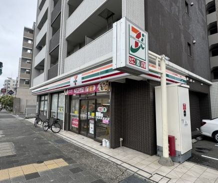 セブンイレブン 神戸赤鳥居前店の画像