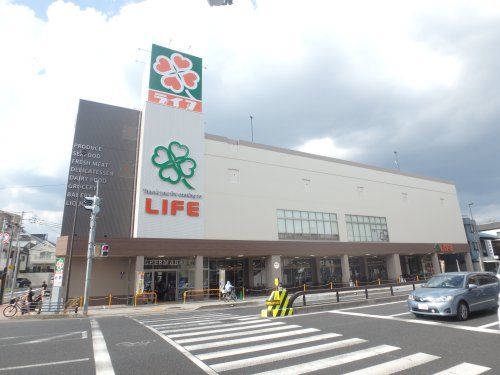 ライフ夙川店の画像