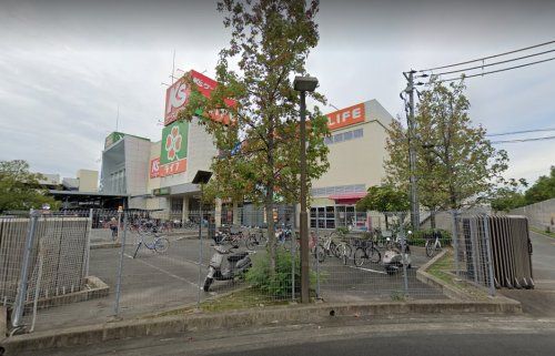 ライフ高槻城西店の画像