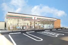 セブンイレブン 立川幸町店の画像