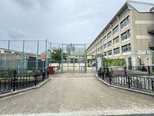 成徳小学校の画像