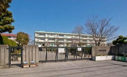 三郷市立鷹野小学校の画像