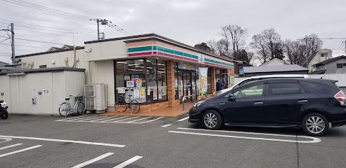 セブンイレブン 東村山久米川町3丁目店の画像