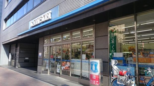 ローソン 九段北目白通店の画像