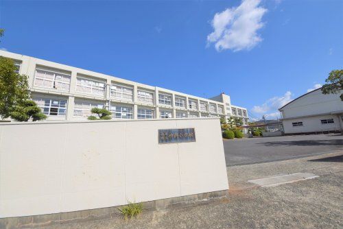 福津市立神興小学校の画像