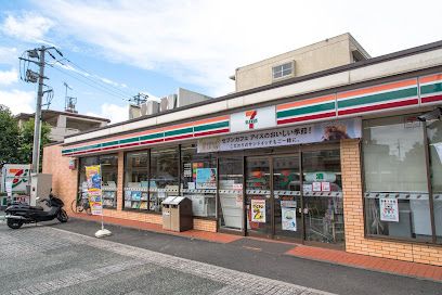 セブンイレブン 府中Jタワー前店の画像